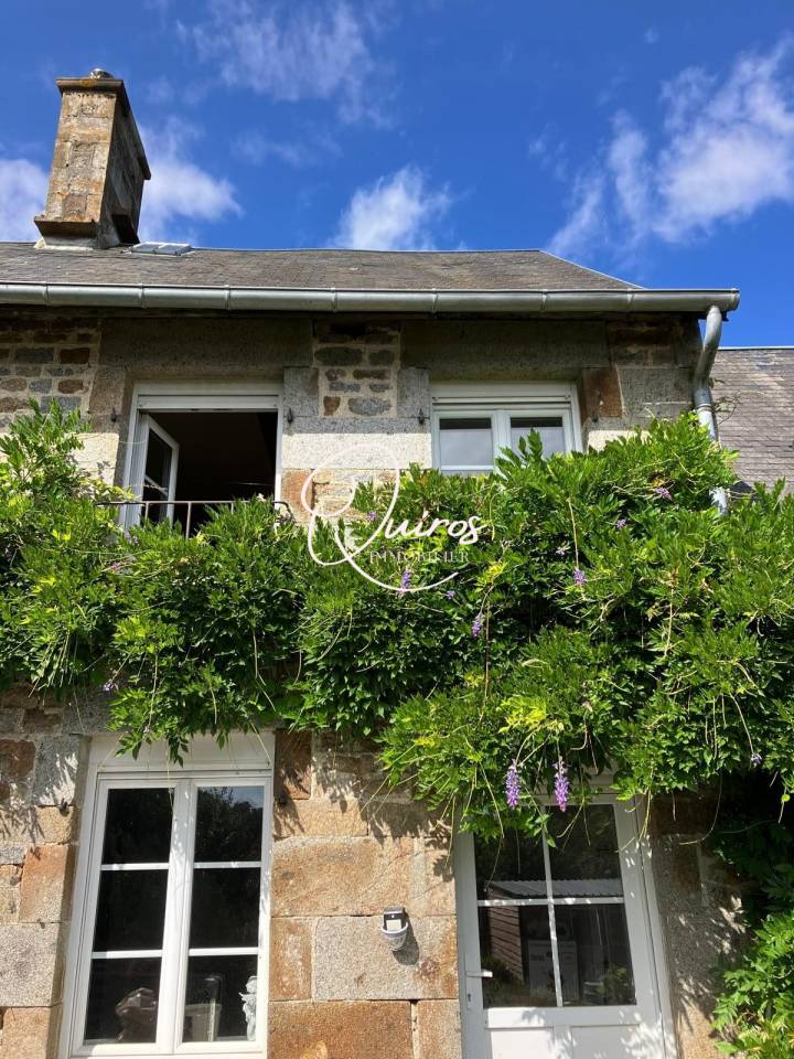 Propri&eacute;t&eacute; rurale - 2,43 Ha - Villedieu-Les-Po&ecirc;les