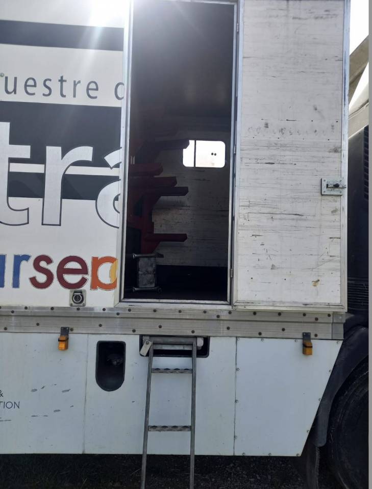 camion Renault PL 8 places / sellerie / refait