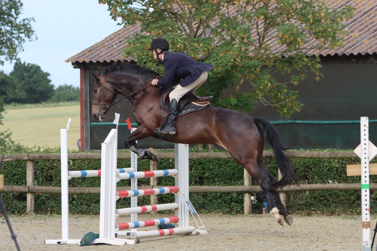 Vends pouliniere SF pleine de Candy de Nantuel, 1.64 m 