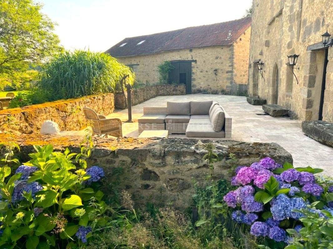 Magnifique Chapelle du XII &egrave;me r&eacute;habilit&eacute;e-Propri&eacute;t&eacute; d'exce