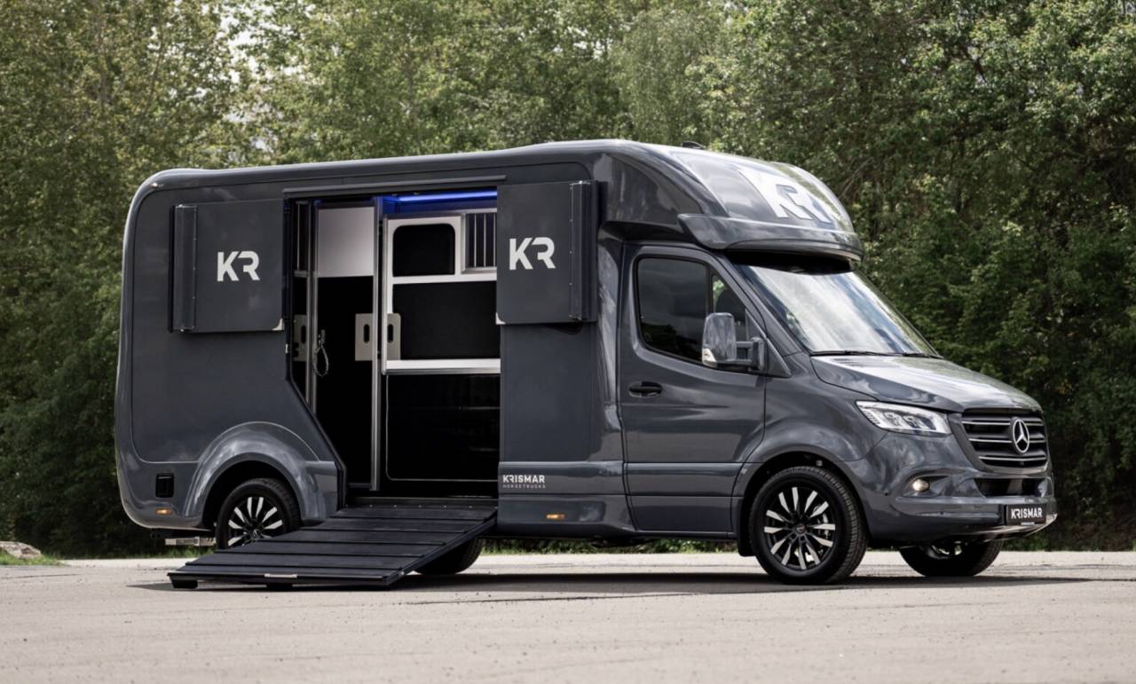 KRISMAR HARAS 3 MERCEDES
