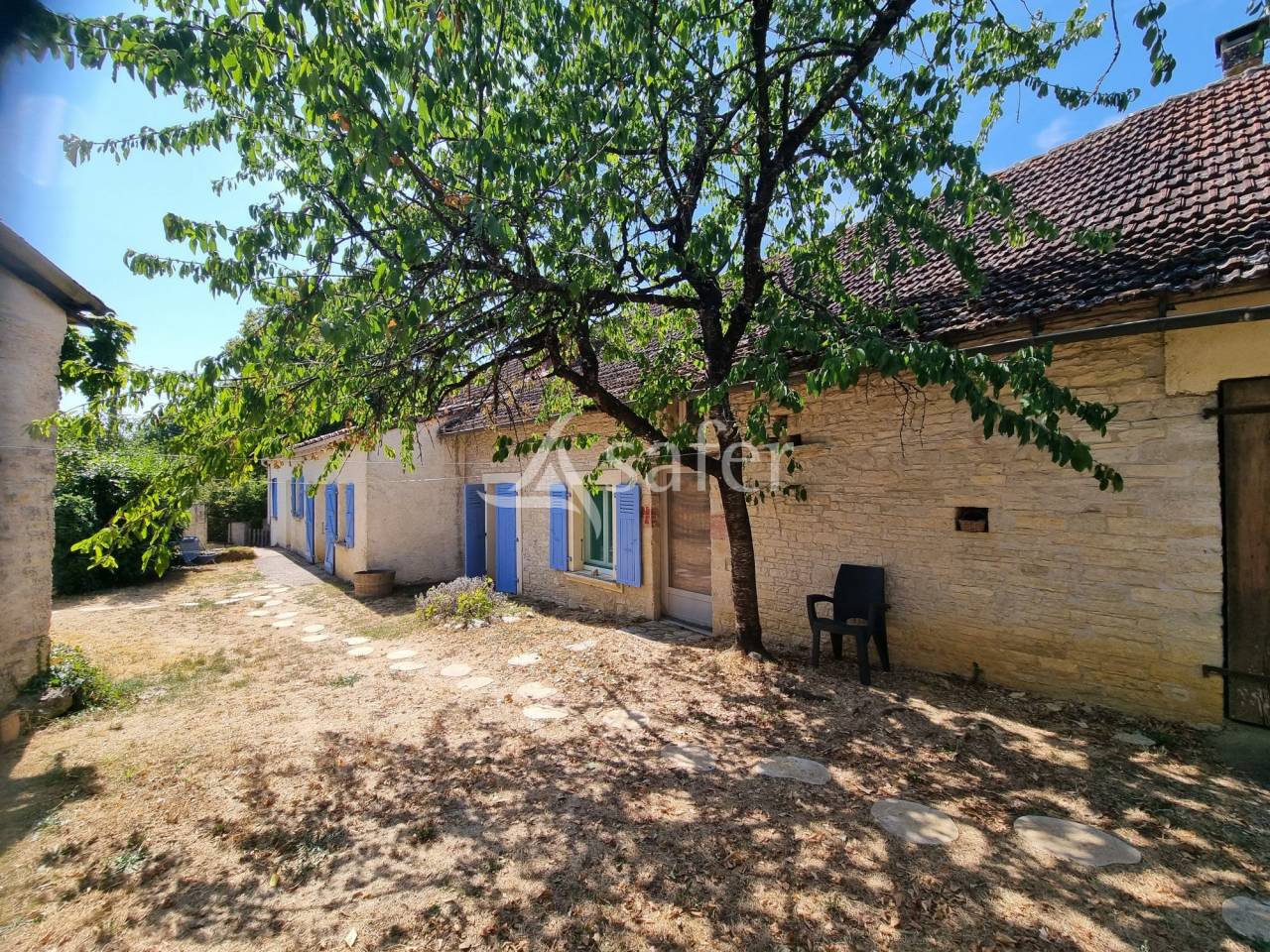 Ouest du Lot, Exploitation fromag&egrave;re en bio 15 ha