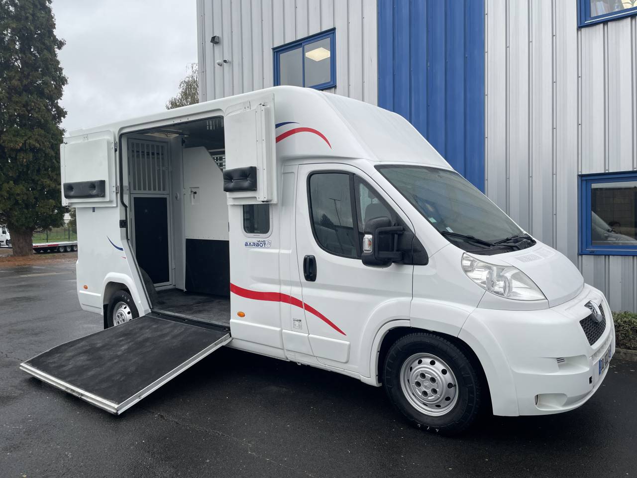 camion 2 chevaux BARBOT