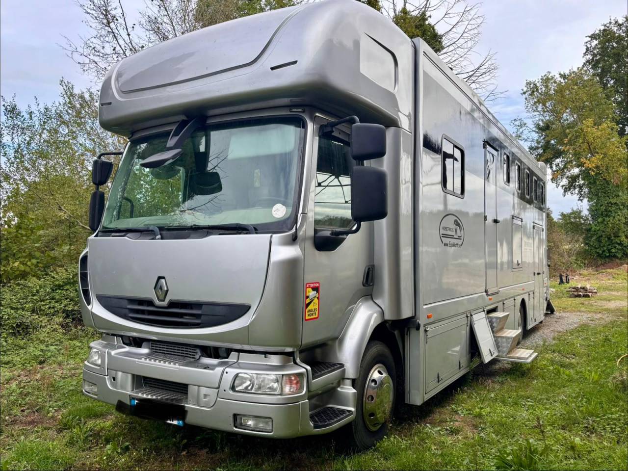 Camion Renault MIDLUM 5 places + home car