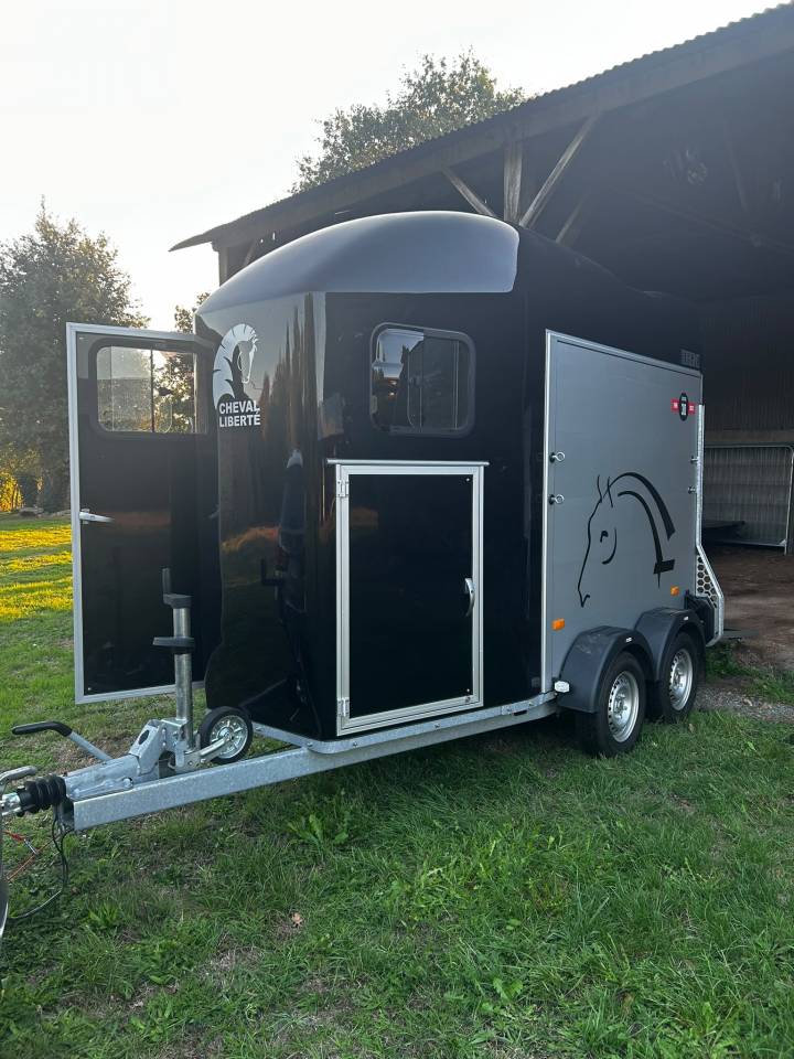 Van cheval libert&eacute;