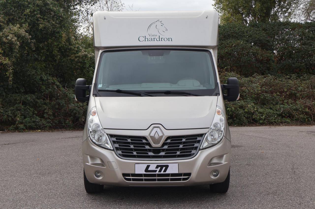 LOCATION CAMION VL CHEVAUX