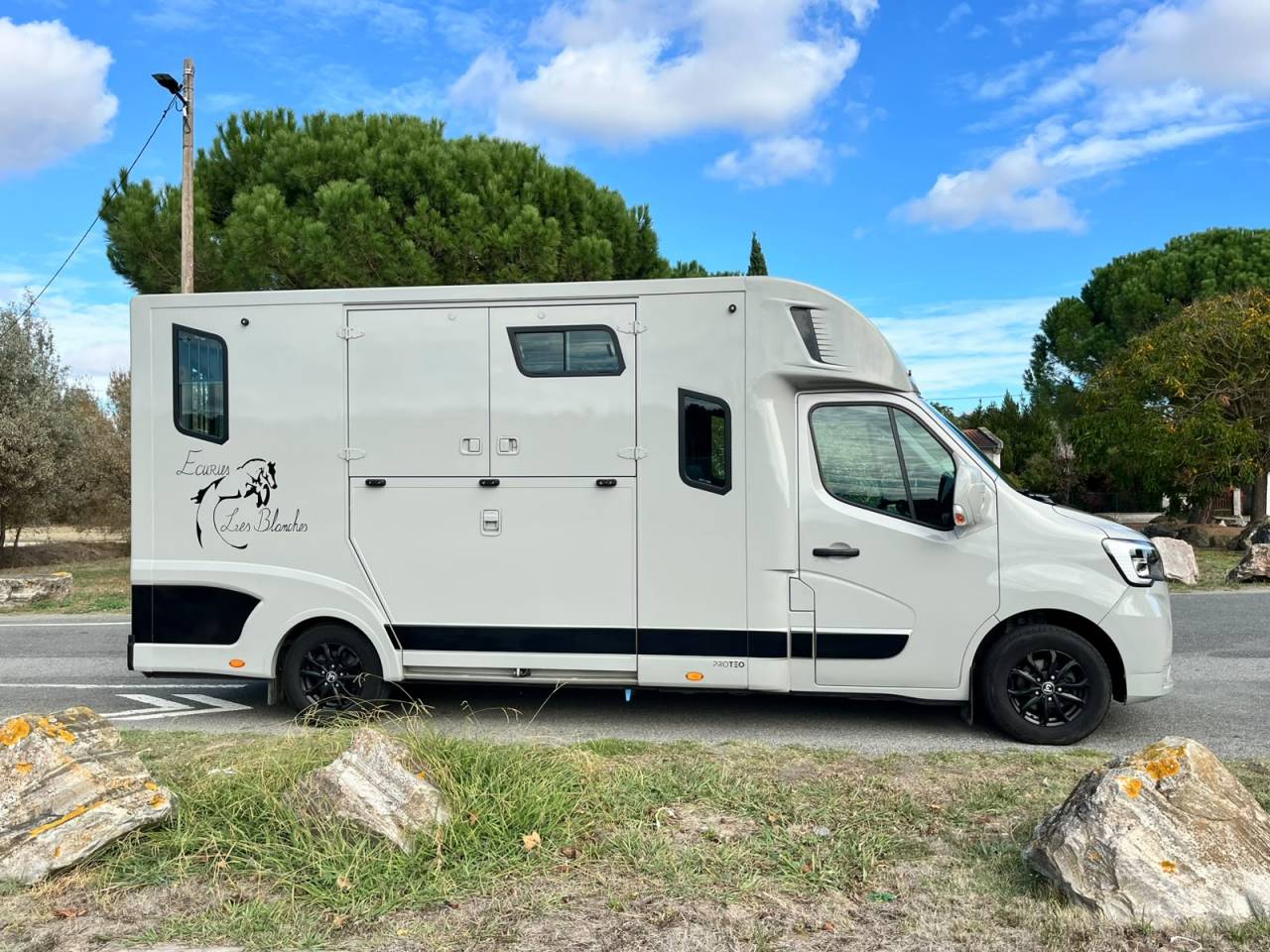 Camion Chevaux Th&eacute;ault Proton 5L &ndash; Configuration SWITCH