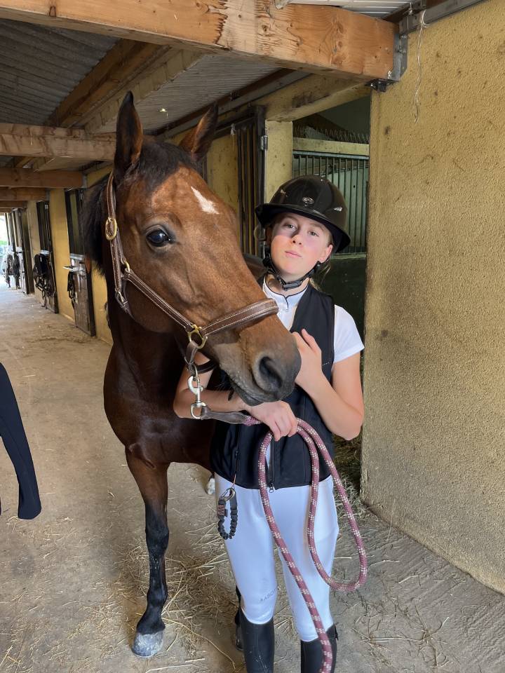 &Agrave; VENDRE ou &Agrave; LOUER &ndash; Ponette de sport - P &Eacute;lite / AS2