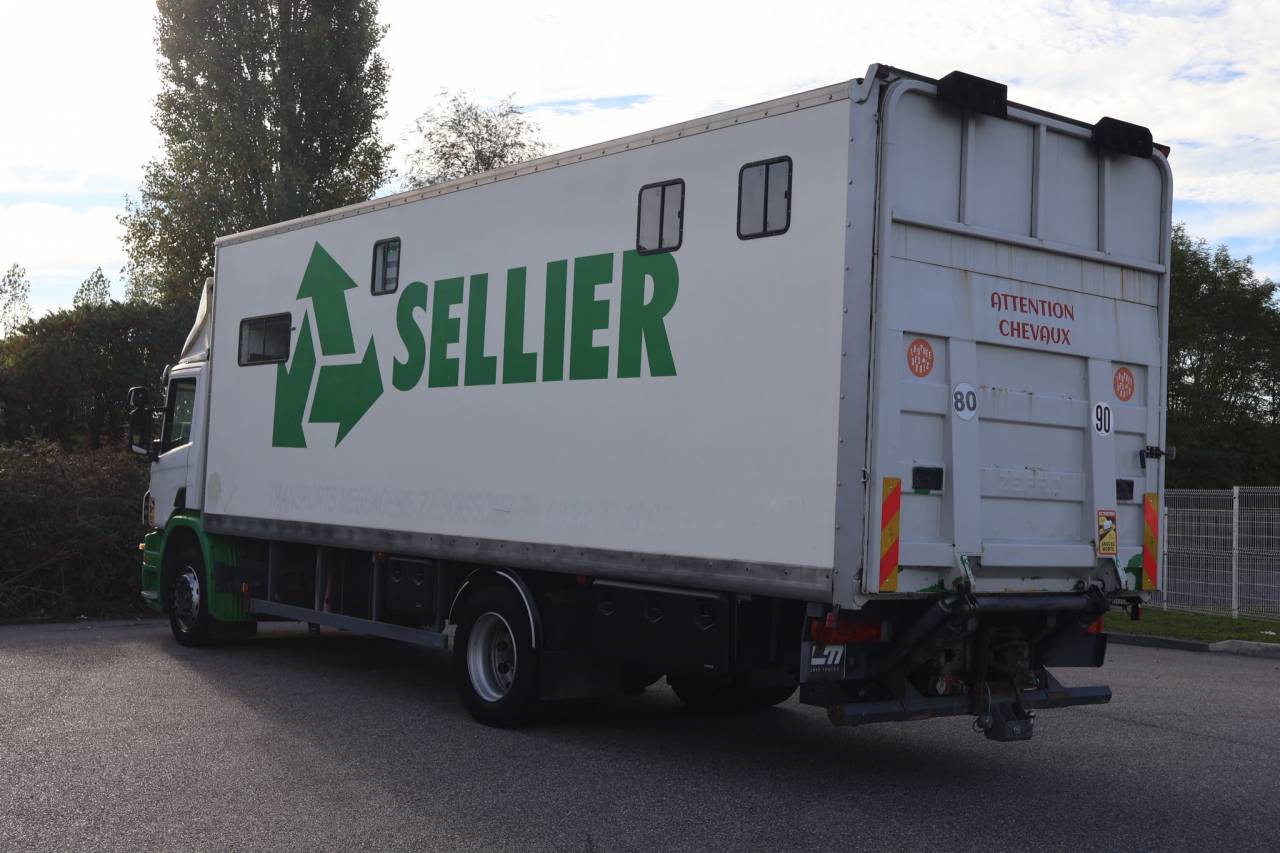 SCANIA P.310 3 CHEVAUX + HOME CAR 