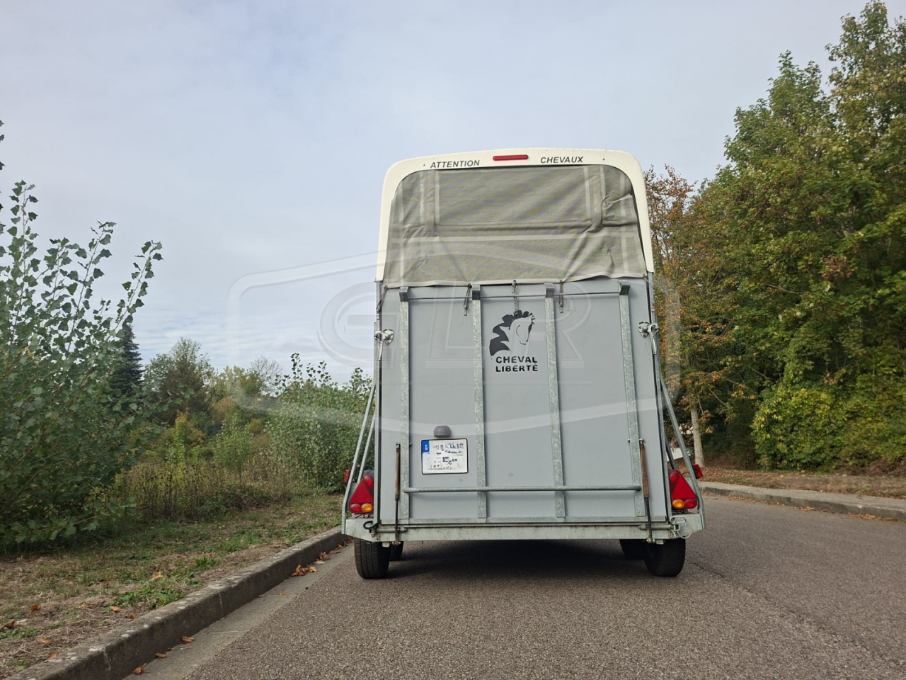 VAN OCCASION &ndash; CHEVAL LIBERTE &ndash; 2 PLACES &ndash; 2000 RK &ndash; 2008