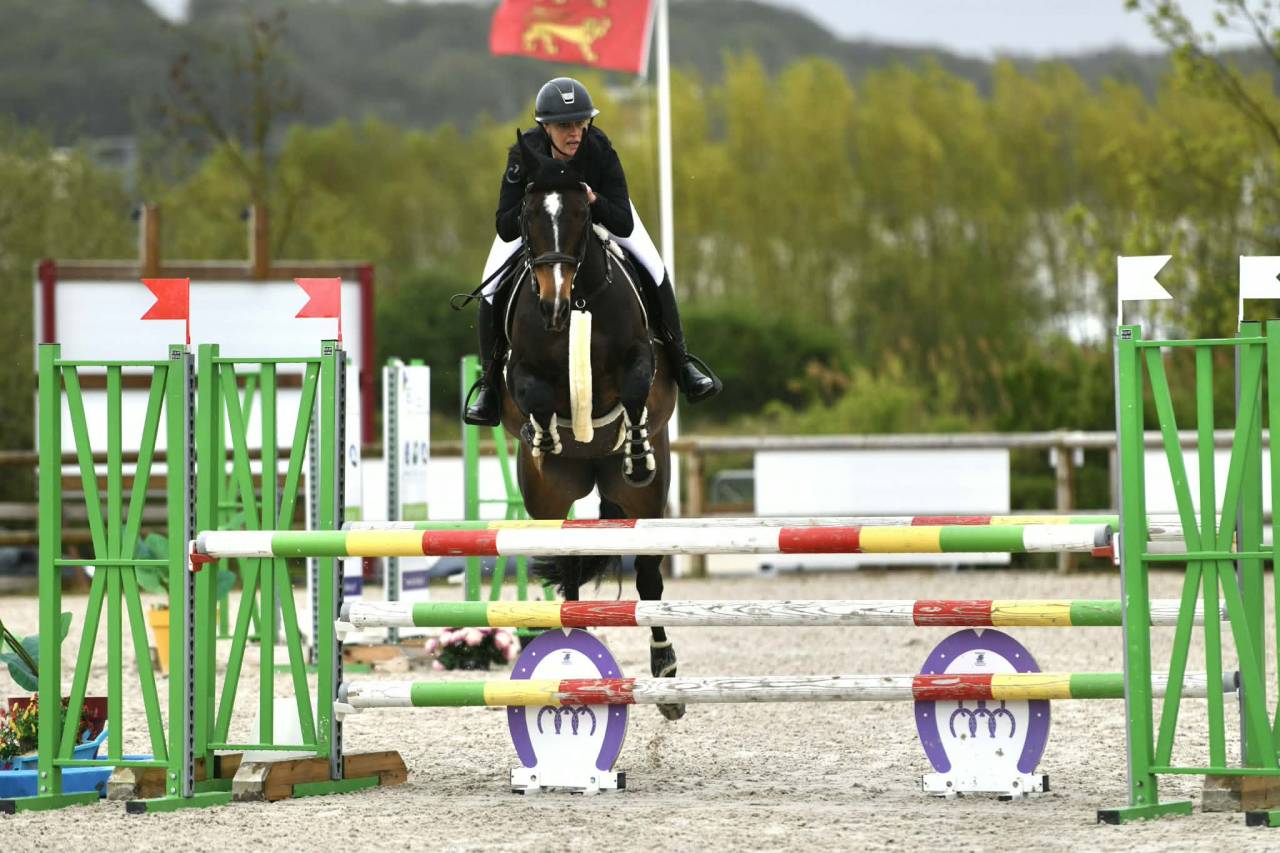 Jument de sport, SF, CSO