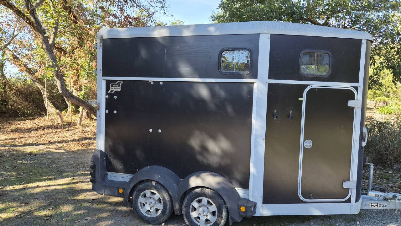 Ifor Williams hb511 oblique