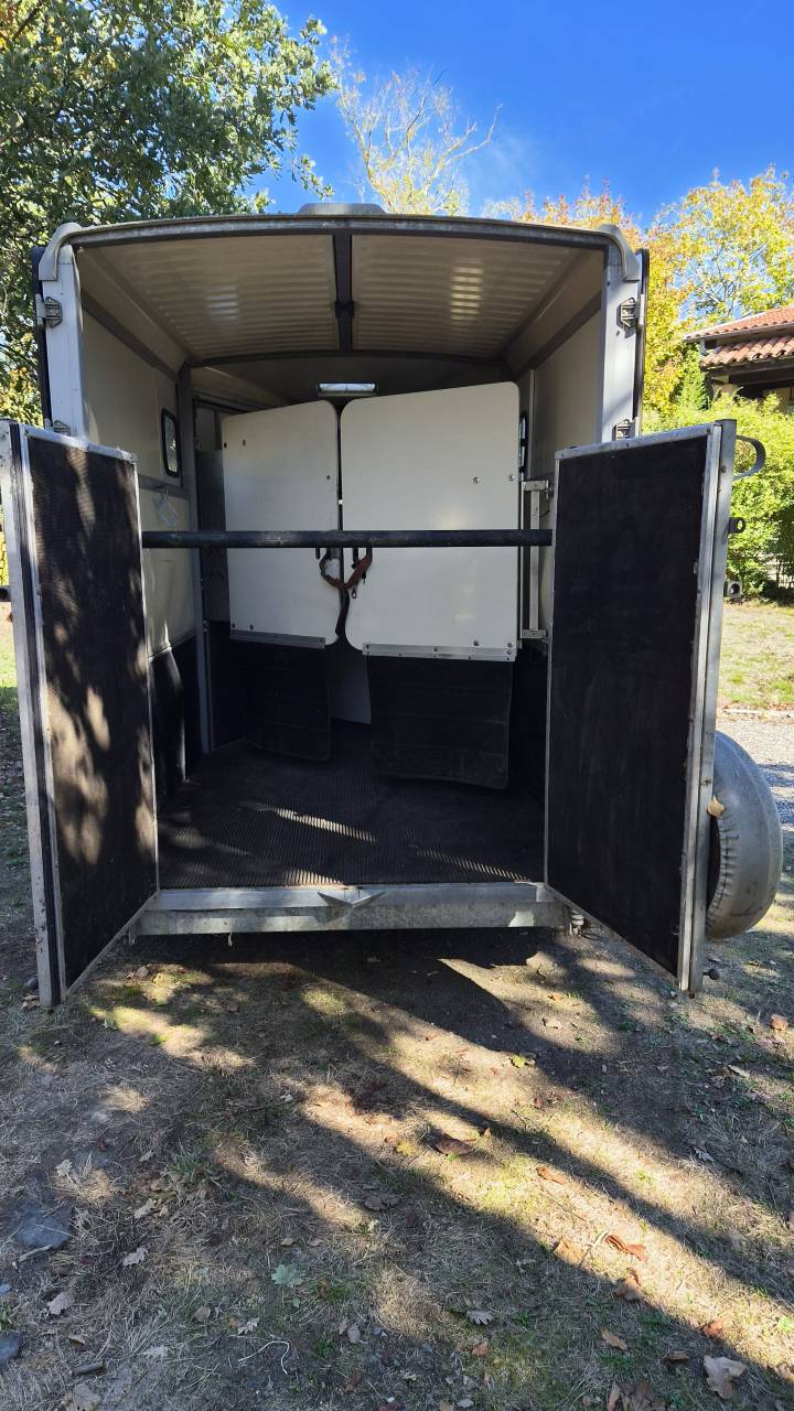 Ifor Williams hb511 oblique