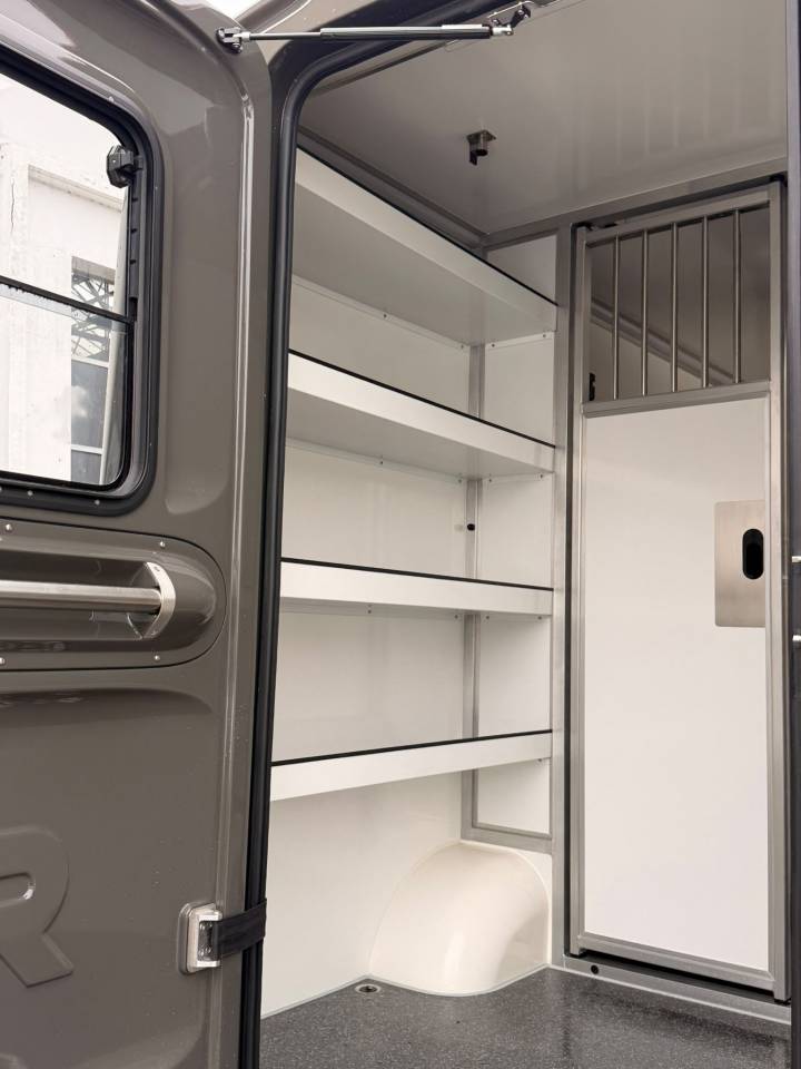 RENAULT MASTER 170Ch &ndash; 3places &ndash; GRANDE SELLERIE - KRISMAR STALLE &ndash; NEUF