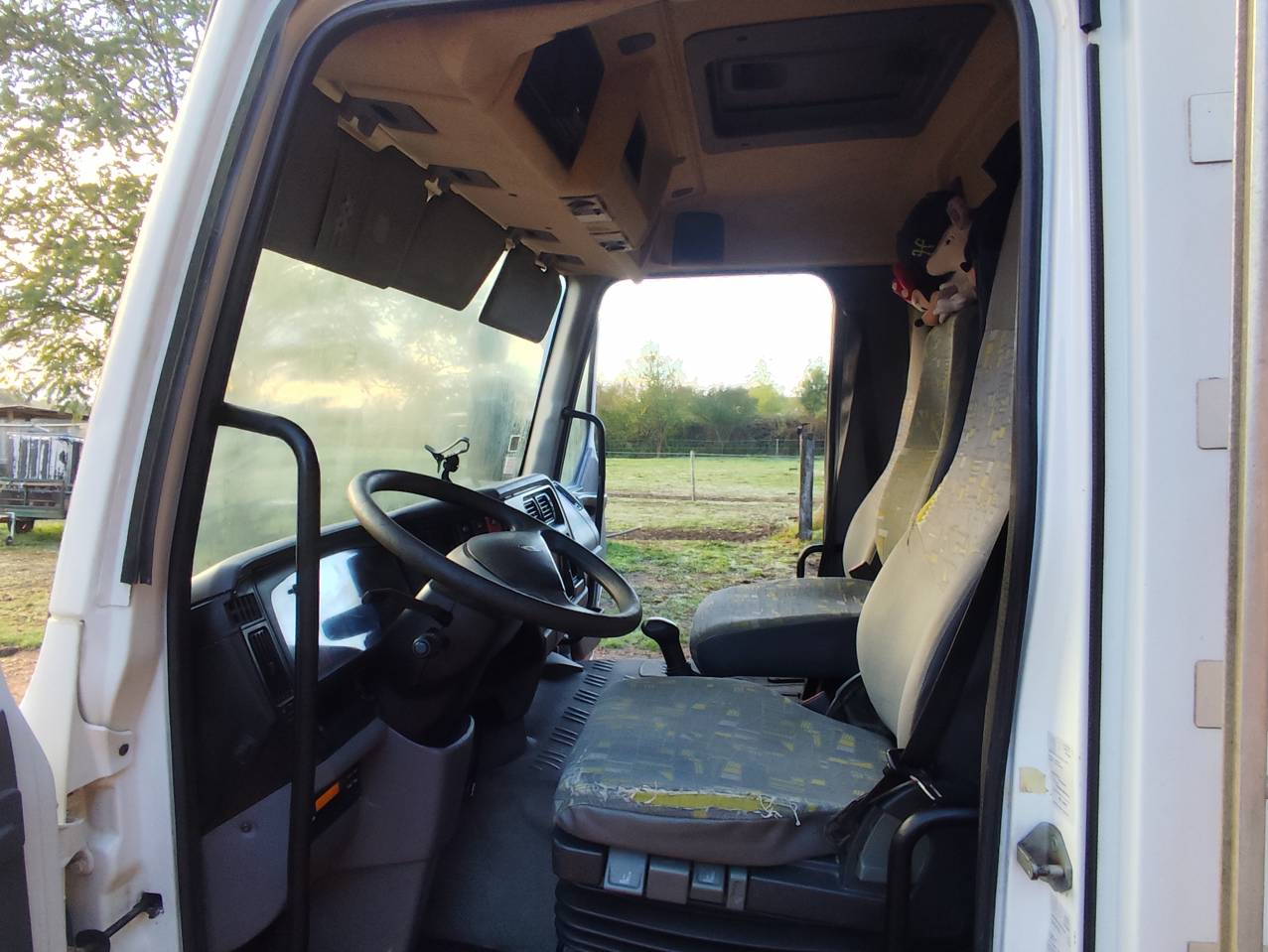 Camion chevaux 7 places 