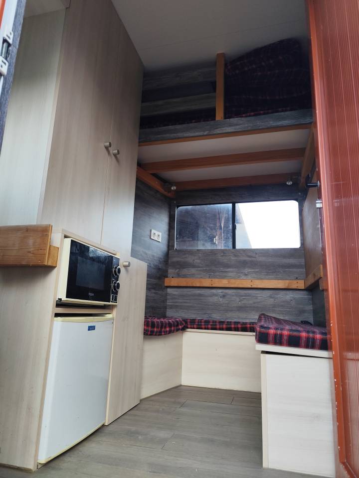 Camion chevaux 7 places 