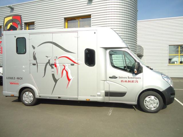 LOCATION CAMION CHEVAUX "PROTEO HARAS" 5 PLACES