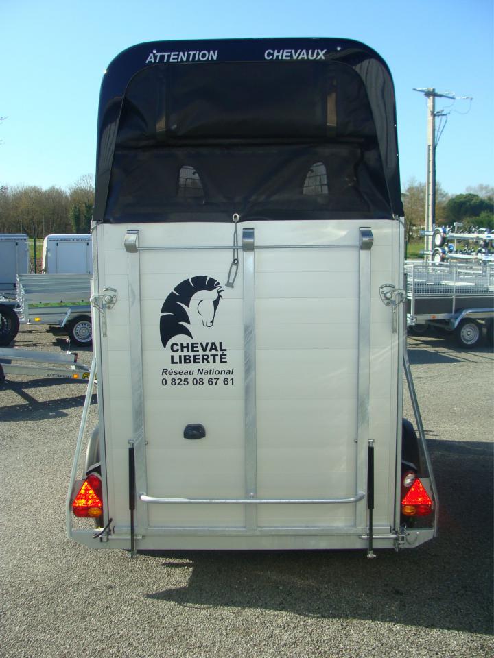 PROMOTION VAN CHEVAL LIBERTE GOLD ONE : 1 - 1/2 place