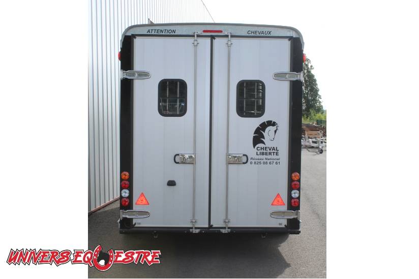 VAN CHEVAL LIBERTE MAXI 4 - PROMOTION 