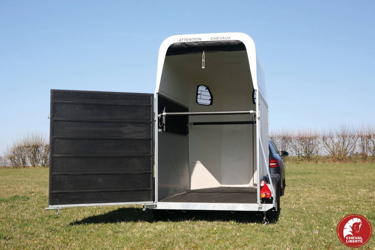  Gold One "White Line"  blanc 1,5 pl 