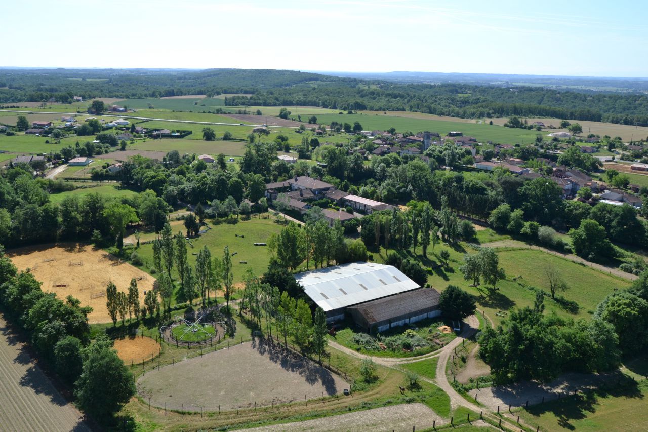 ECURIE DE PROPRIETAIRES, CENTRE EQUESTRE, PONEY CLUB