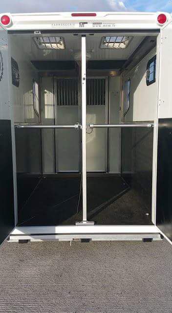 TRANSPORT DE CHEVAUX TOUTES DESTINATIONS