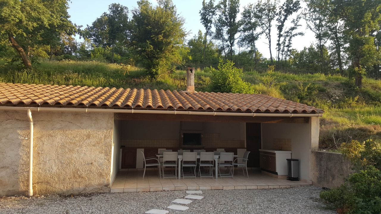 Gîte équestre 130m2 8 personnes au cœur du Lubéron