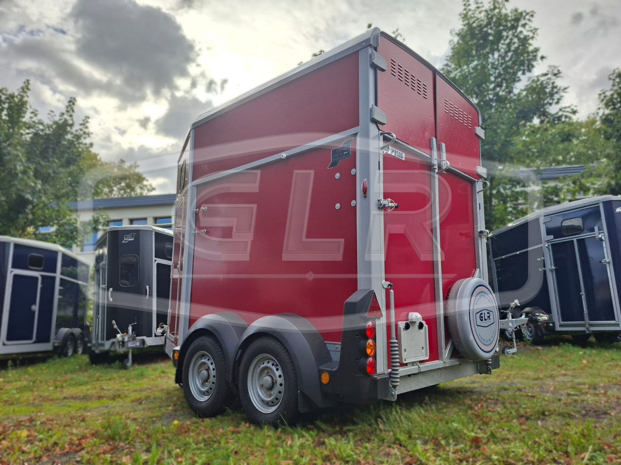 VAN IFOR WILLIAMS NEUF  – HB 506 NEUF – 2 PLACES