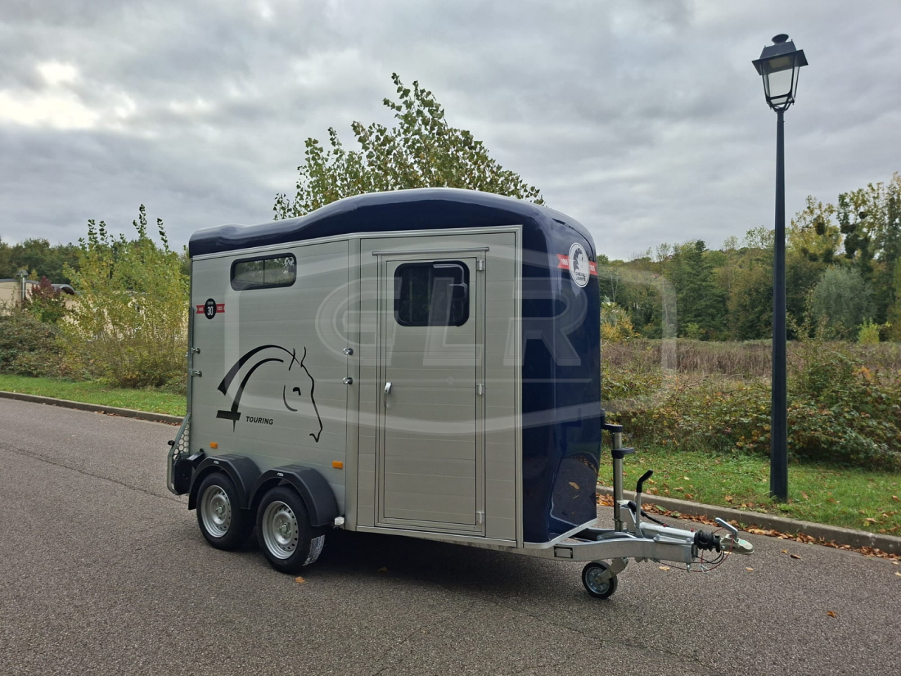 OFFRE EDITION 30 ANS – VAN CHEVAL LIBERTE NEUF – TOURING COUNTRY LUXE SELLERIE 