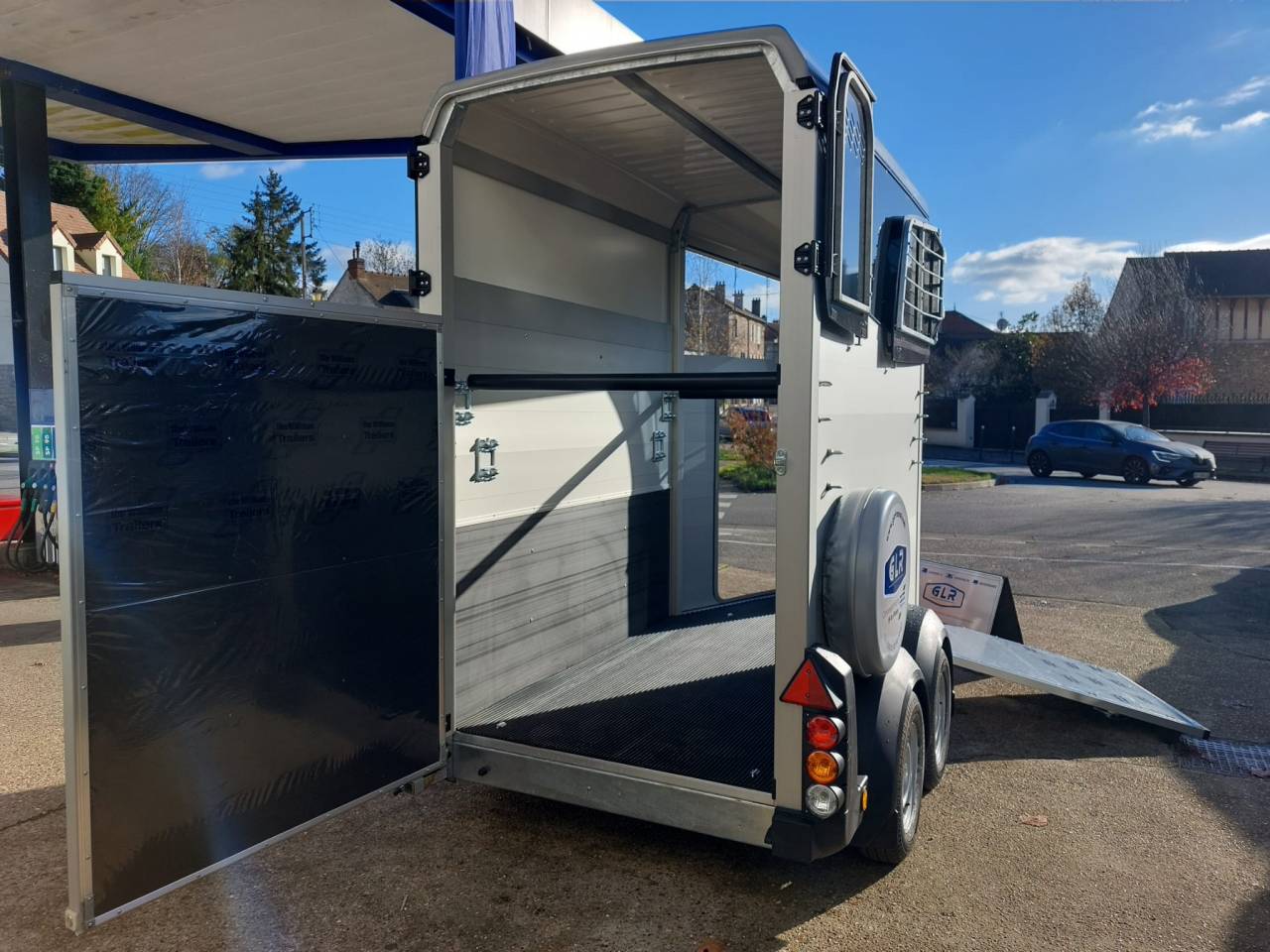 Location van 1 place 1/2 