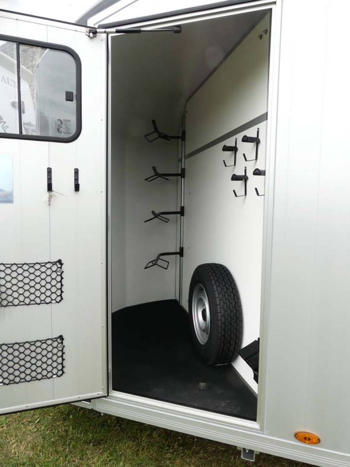 VAN CHEVAL LIBERTE NEUF – MAXI 4 - DIAGONAL / OBLIQUE – 4 PLACES