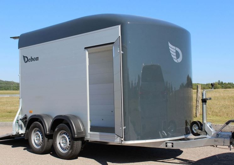 FOURGON - ROADSTER 500 DEBON – NEUVE - 1100 à 2600KG 