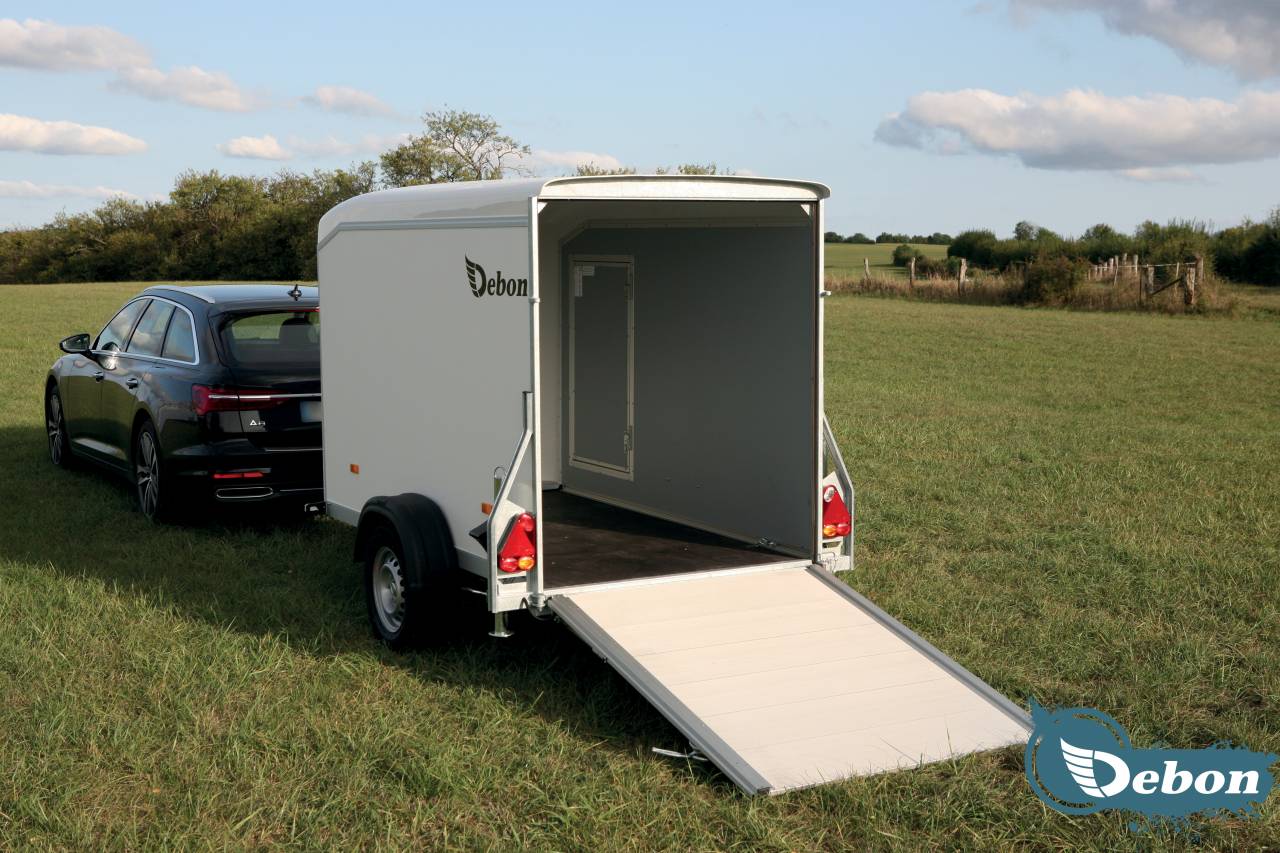 FOURGON - C255 DEBON - FREINEE - NEUVE 