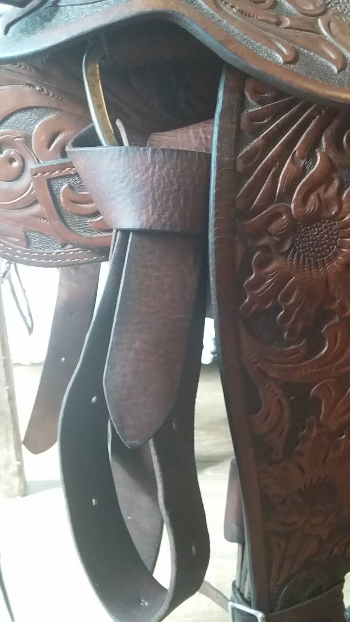 Selle western Circle Y (Neuf (Voir description)) à Villarlod pour CHF