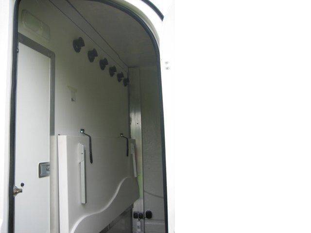 REMORQUE STEINSBERGER 3 CHEVAUX & SELLERIE