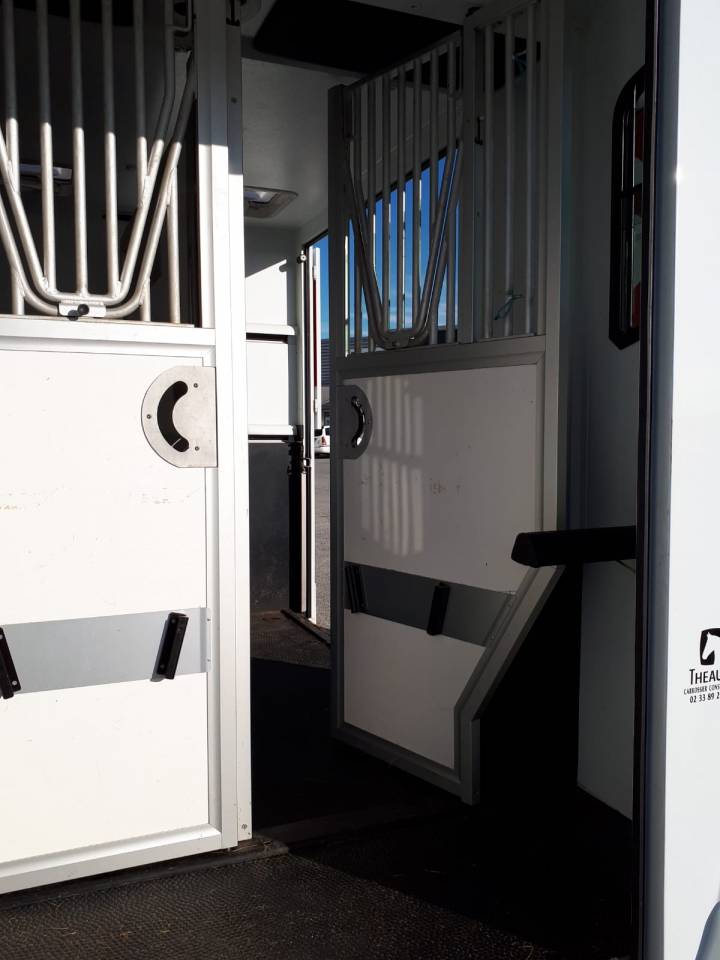 Location camion pour chevaux Nort-sur-Erdre