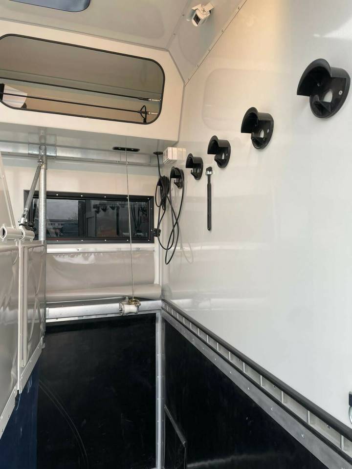 MAN TGM 18.290 WMS POP OUT