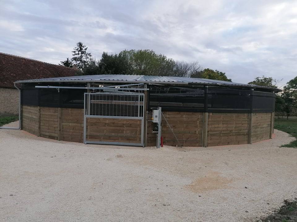 Pension dans Ecurie de Propriétaires 