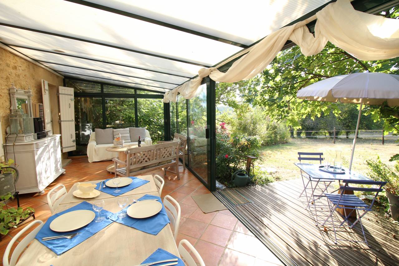 maison de vacances 4*,piscine , pr&eacute;s abris et carri&egrave;re 