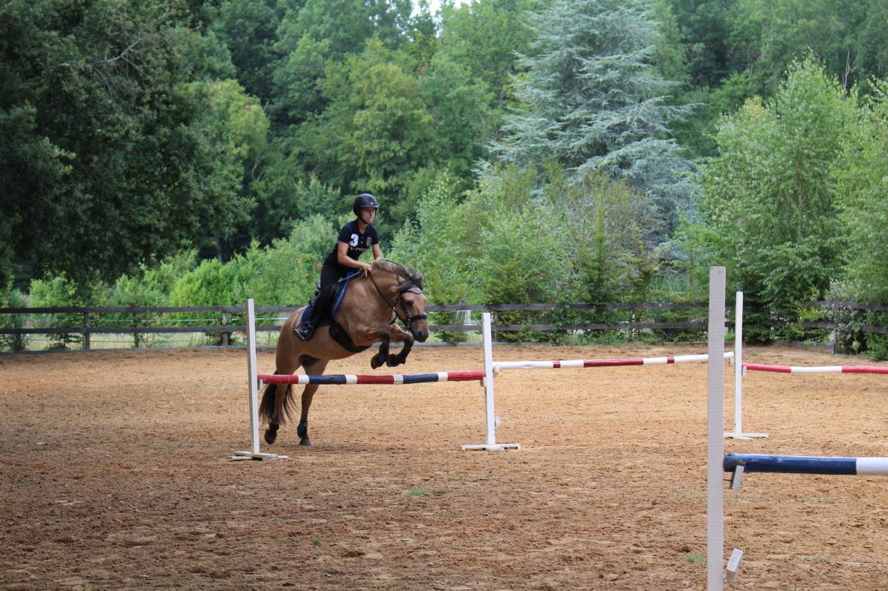 maison de vacances 4*,piscine , pr&eacute;s abris et carri&egrave;re 