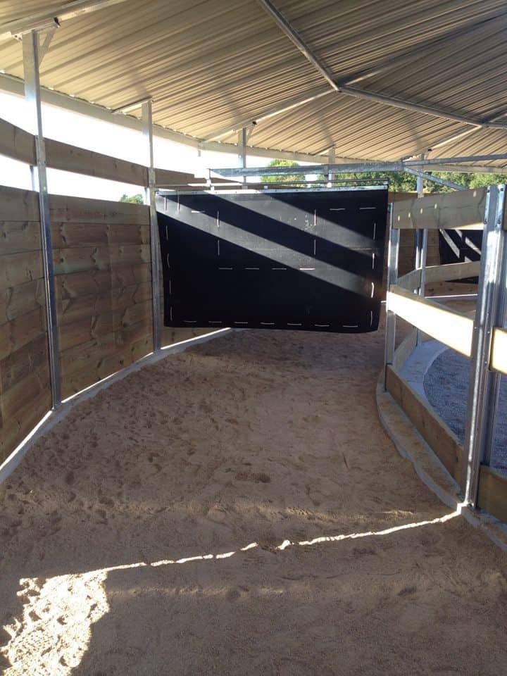 Pension chevaux - Ecurie Enon (39)