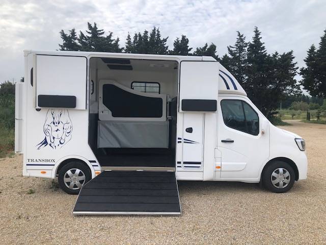 master neuf /3 ou 5 pl couchette/63800ht