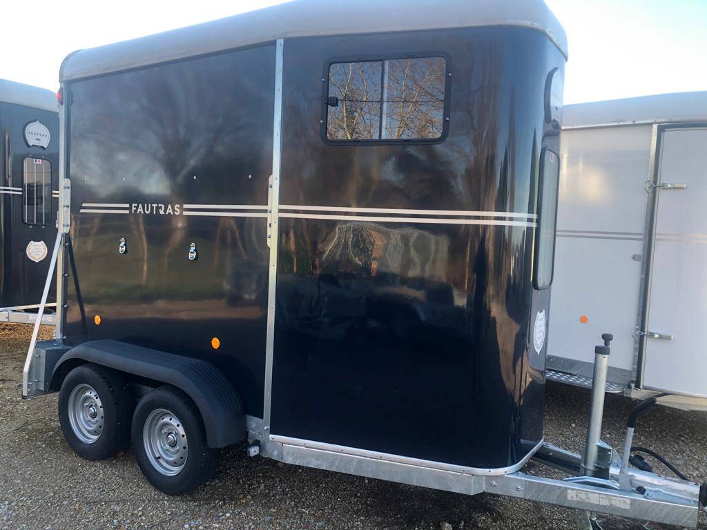 VAN FAUTRAS JMS 1.5 PLACE  VENDU