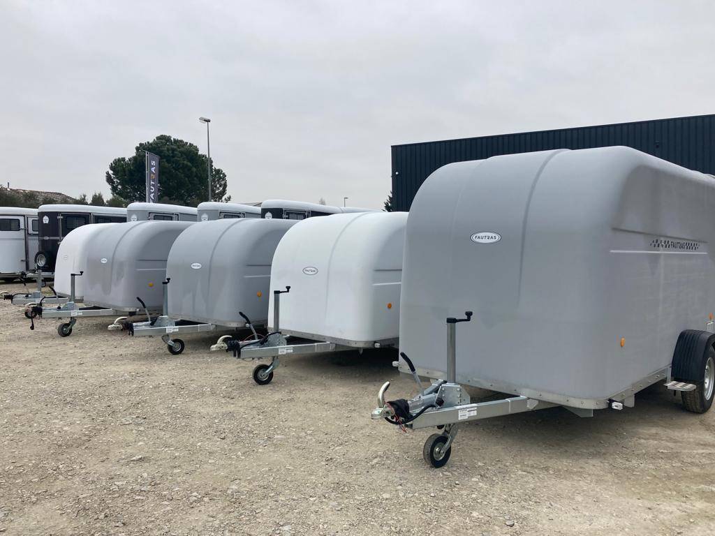 VANS ET REMORQUES FOURGON FAUTRAS 