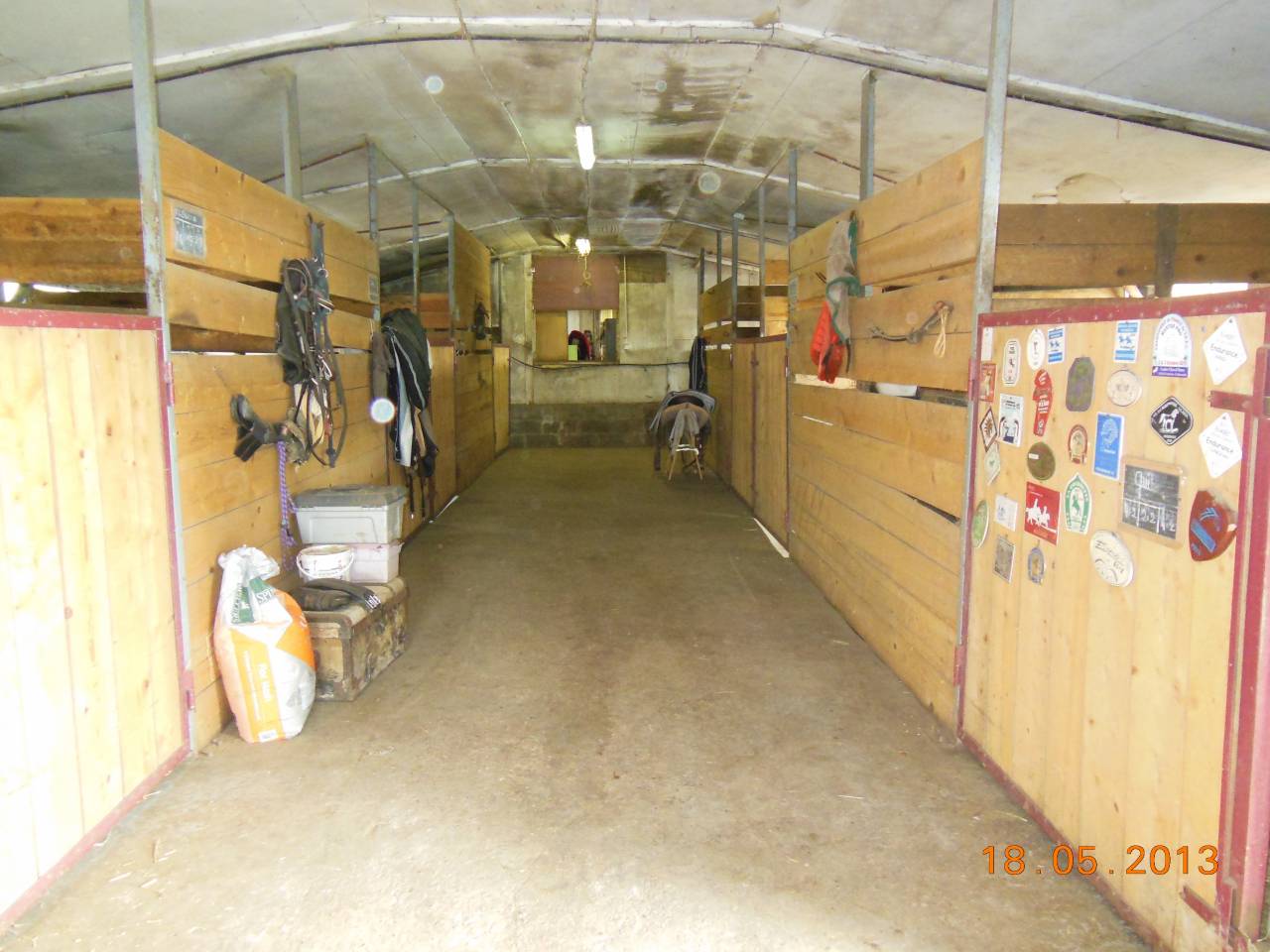 91/ Pension Paddock box, 100% pr&eacute; proche Milly la for&ecirc;t