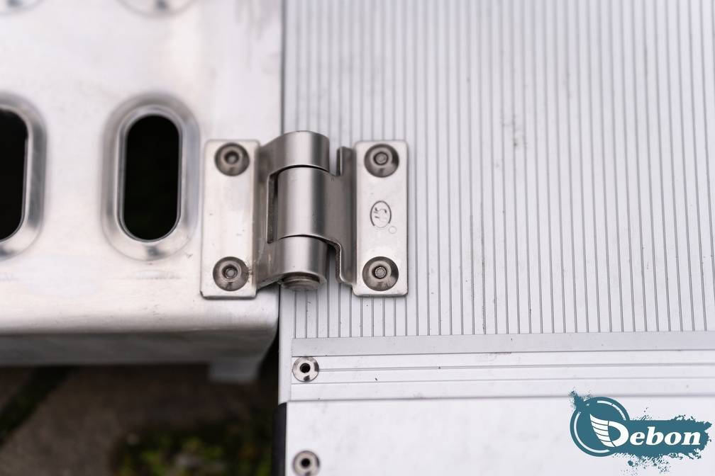 PORTE VOITURE FERME  - DEBON - ROADSTER 1000