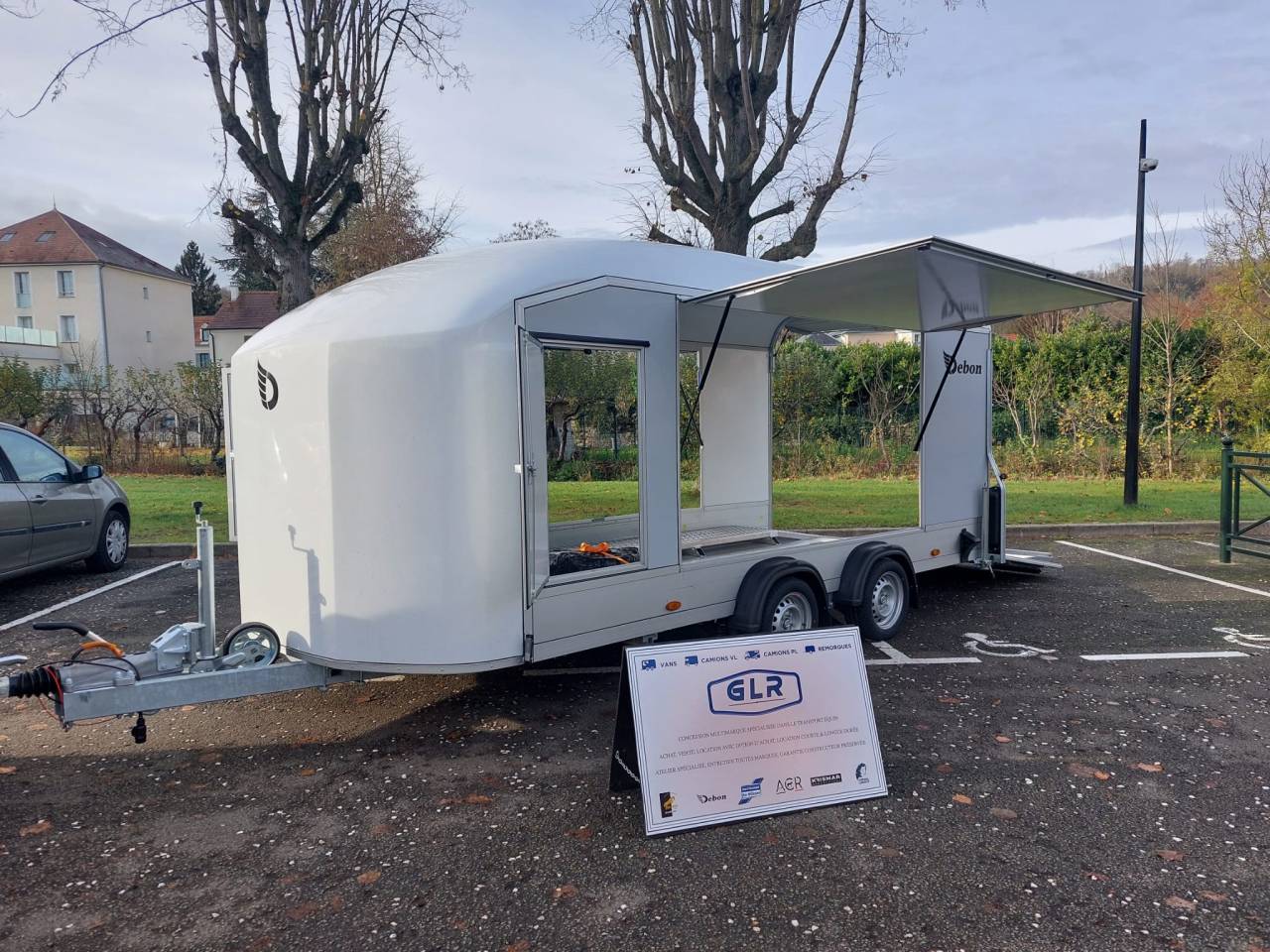 PORTE VOITURE FERME  - DEBON - ROADSTER 1000