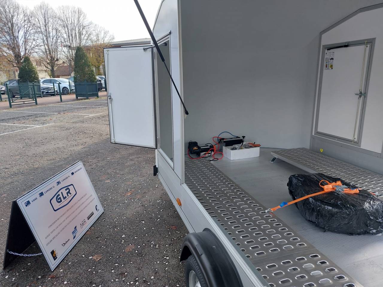 PORTE VOITURE FERME  - DEBON - ROADSTER 1000