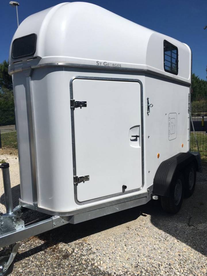 VAN IMARA  GAMME ST GEORGES 2 PLACES 