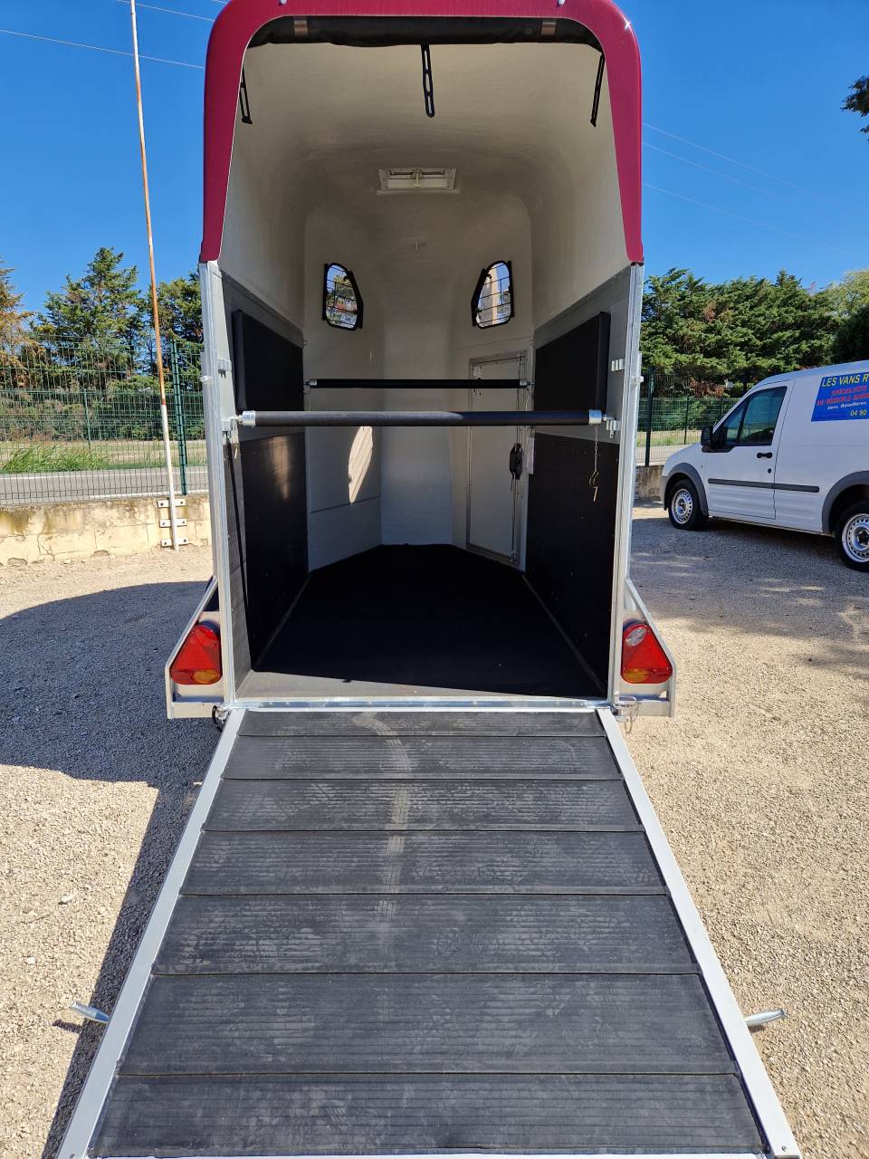 VAN 1 PLACE ½ GOLD ONE ALULINE Cheval Liberté